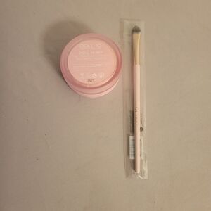 Doll 10 Doll Skin Pink  Brightening Treatment Powder + Vegan Concealer Brush